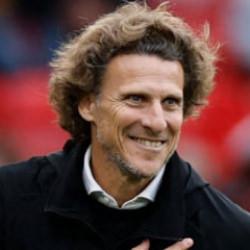 Diego Forlan teknik direkt&ouml;r oldu! Milli takım &ccedil;alıştıracak