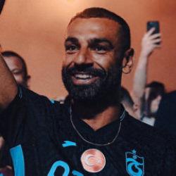 D&uuml;nya basını Trabzonspor'un Mohamed Salah'ı karşılamasını konuşuyor!