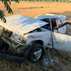 Gaziantep-Hatay yolunda korkutan &ccedil;arpışma: Şarampole u&ccedil;an Tofaş hurdaya d&ouml;nd&uuml;