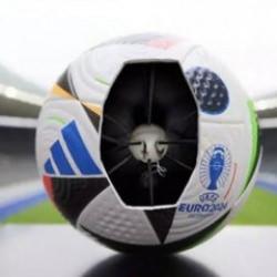 Her hareket takip edilecek! Hakem kararlarını değiştirecek teknoloji S&uuml;per Lig'de