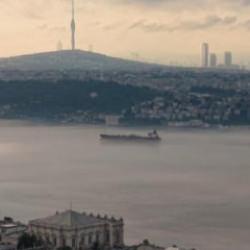 İstanbul'da boğaz hattı trafiğe kapatıldı