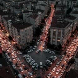 Oto &ccedil;ok, park yok! Şehir resmen kaderine terk edildi