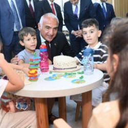 K&uuml;t&uuml;phaneler Cumhuriyet tarihinin rekor sayılarına ulaştı