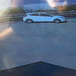 Manavgat'ta kontrolden &ccedil;ıkan otomobil dereye u&ccedil;tu: Kaza anı kamerada