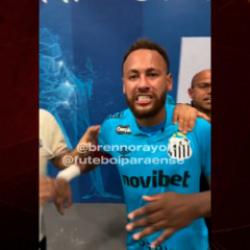 Neymar galibiyet sonrası &ccedil;ileden &ccedil;ıktı: Rakip y&ouml;neticilerle birbirine girdi!