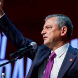 &Ouml;zg&uuml;r &Ouml;zel hakkındaki fezlekede para trafiği deşifre oldu: Mavi valizden l&uuml;ks ara&ccedil;lara