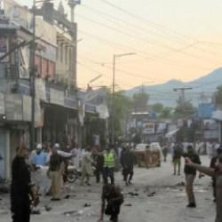 Pakistan'da polis karakolu &ouml;n&uuml;ndeki patlamada 14 kişi hayatını kaybetti