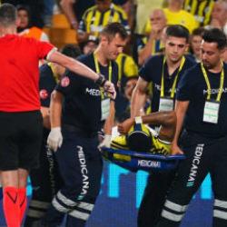 Sturm Graz ma&ccedil;ında sakatlanmıştı! Oosterwolde haftalarca sahalardan uzak kalacak