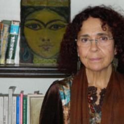 Tiyatro yazarı Bilgesu Erenus hayatını kaybetti