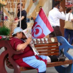 Trabzon nefesini tuttu! 7'den 70'e herkes Salah'ı bekliyor