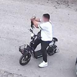 Yavru kediyi &ouml;nce &ouml;p&uuml;p sonra boğan otizmli &ccedil;ocuk hakkında yeni gelişme