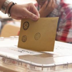 Yeni Parti sonrası yeni anket: CHP'nin oyları b&ouml;l&uuml;nd&uuml;