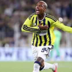 Anderson Talisca Alex de Souza'nın tahtını yıkabilir!