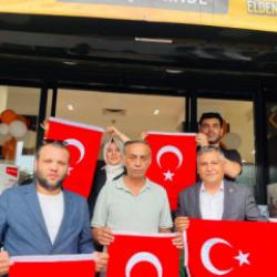 BBP Muğla&rsquo;dan dikkat &ccedil;eken hamle: Bir bayrak yakıldı, 48 bayrakla cevap verildi!