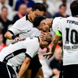 UEFA Avrupa Ligi'ne son 1! Beşiktaş play-off turunda
