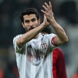 Beşiktaş Necip Uysal'a veda t&ouml;reni d&uuml;zenleyecek! 'Sadakat ve vefa hikayesi'