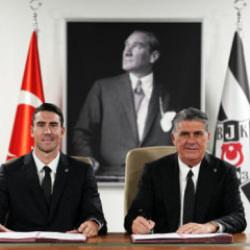 Beşiktaş Vlahovic'in maliyetini resmen a&ccedil;ıkladı!
