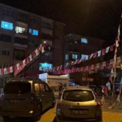 CHP'nin bayrak değişimi talebine olumsuz yanıt