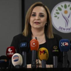 DEM Parti&rsquo;den dikkat &ccedil;eken kongre kararı! Tarih &ouml;ne &ccedil;ekildi