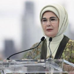 Emine Erdoğan'dan AK Parti'nin 25. kuruluş yıl d&ouml;n&uuml;m&uuml;ne &ouml;zel mesaj