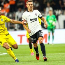 Leandro Trossard ilk kez formayı giydi