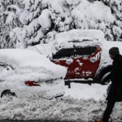 Meteoroloji İstanbul i&ccedil;in de tarih verdi: 3 ile kuvvetli kar uyarısı! Lapa lapa yağacak