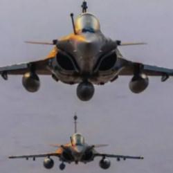 NATO'ya bağlı T&uuml;rk ve İtalyan u&ccedil;akları, Letonya'ya giren İHA'yı d&uuml;ş&uuml;rd&uuml;