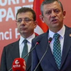 Yeni Parti'de savaş erken başladı! &Ccedil;ok sayıda il ve il&ccedil;ede kriz patlak verdi