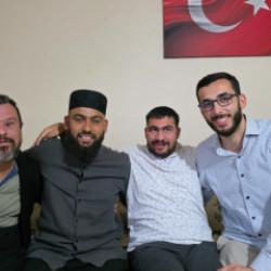 Down sendromlu Savaş'ın ezan sevgisi fenomen Celal Karature'nin kalbine dokundu