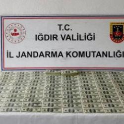 Iğdır'da 524 adet sahte 100 dolarlık banknot ele ge&ccedil;irildi