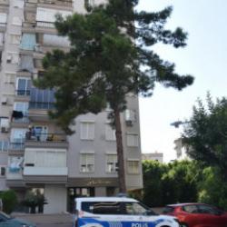 Antalya'da anne ve kızı &ouml;l&uuml; bulundu! Evde korkun&ccedil; manzara
