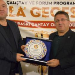 Azerbaycanlı gazeteci Agil Alesger'e başarı &ouml;d&uuml;l&uuml;