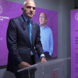 Prof. Dr. Ahmet Haluk Dursun vefatının 7'nci yılında anıldı