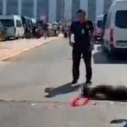 Antalya Havalimanı otoparkında kanlı pusu! Emekli polis bir kadını &ouml;ld&uuml;rd&uuml;