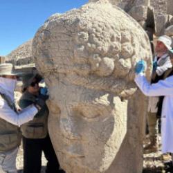 Bakan Ersoy duyurdu: Nemrut&rsquo;un binlerce yıllık mirasına nanoteknolojik koruma