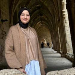 Balkondan d&uuml;ş&uuml;p &ouml;len Bedriye&rsquo;nin ablası: Kardeşimi katletti 