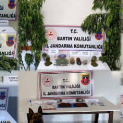 Bartın'da uyuşturucu operasyonu: 16 g&ouml;zaltı