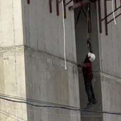 Brezilya'daki şantiyede ecel teri: İskeleden d&uuml;şen iş&ccedil;iye kep&ccedil;eli operasyon!