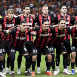 &Ccedil;orum FK&rsquo;nın tarihi ma&ccedil;ında b&uuml;y&uuml;k talihsizlik! Taraftarlar stada alınmayacak