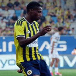 Fenerbah&ccedil;e'de ayrılık! İngiliz ekibine kiralandı