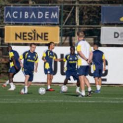 Fenerbah&ccedil;e'de Lyon ma&ccedil;ı &ouml;ncesi 4 eksik!