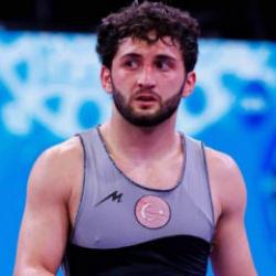 Finale kadar ezdi ge&ccedil;ti! D&uuml;nya şampiyonluğu kıl payı ka&ccedil;tı