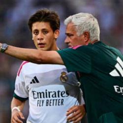 Herkes merak ediyordu! Jose Mourinho Arda G&uuml;ler hakkında kararını verdi