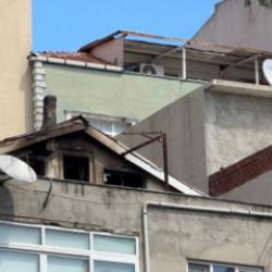 İstanbul'da korkutan bina yangını!
