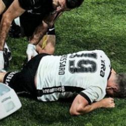 Ma&ccedil;ı yarıda bırakmıştı! Trossard'ın son durumu belli oldu