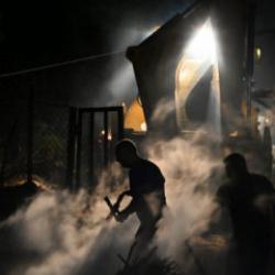 Mezarlıkta korkutan yangın! &Ccedil;ok sayıda ekip sevk edildi