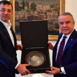Muhittin B&ouml;cek'in 15 milyon euroluk adaylık itirafı baz raporuyla teyit edildi