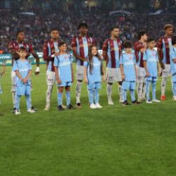 Papara Park'ta iddialı ma&ccedil;! Salah, Trabzon'da ilki yaşamak istiyor: İşte muhtemel 11'ler