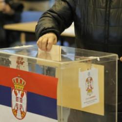 Sırbistan'da erken se&ccedil;im kararı