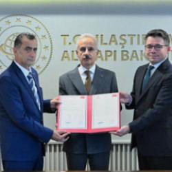 Yerli lokomotif E5000'e Avrupa&rsquo;dan vize: TSI Sertifikası ile d&uuml;nya pazarına a&ccedil;ılıyor!